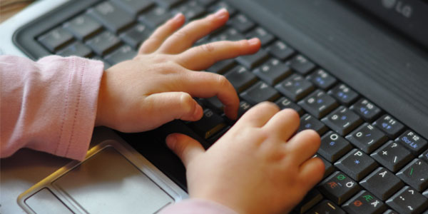 Nativos digitales, eufemismos y ofertas de trabajo